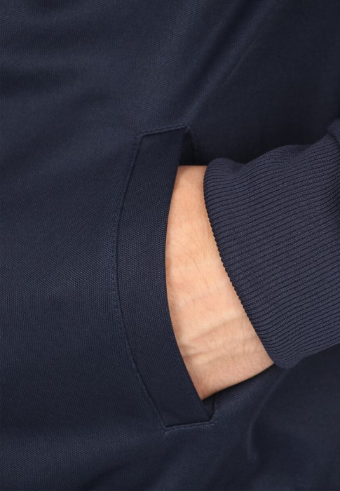 олимпийка  универсального стиля с лицевой стороны