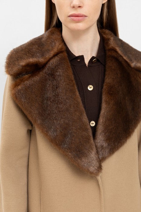 пальто  модель sussulto из италии вид сбоку