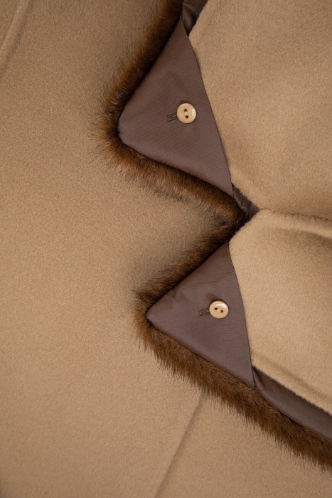 пальто  модель sussulto для взрослого возраста с изнаночной стороны