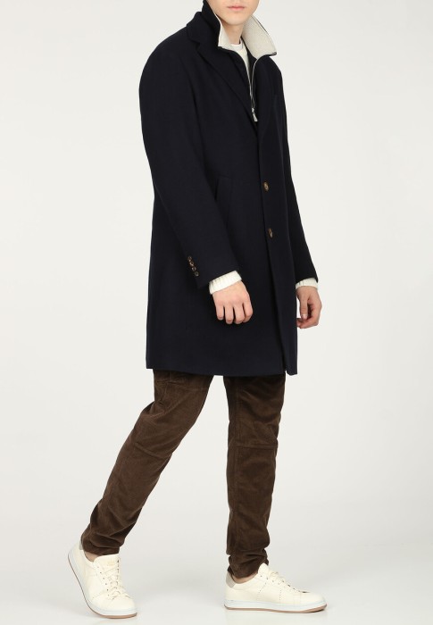 пальто  из италии вид сбоку