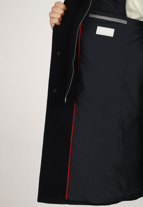 пальто  для взрослого возраста с изнаночной стороны