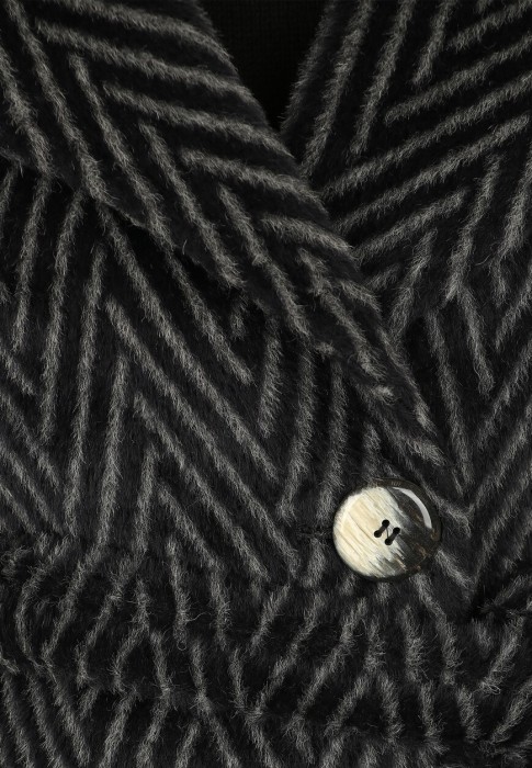 пальто  из проверенных материалов спереди