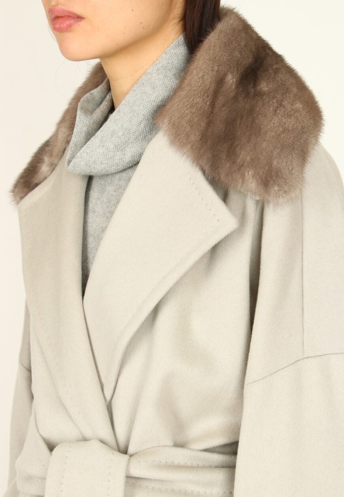 пальто  из проверенных материалов спереди