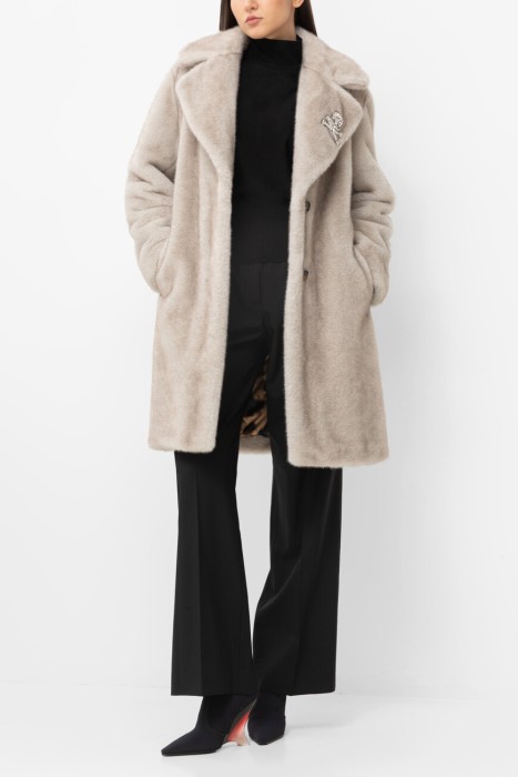 Продукция для женщин фото