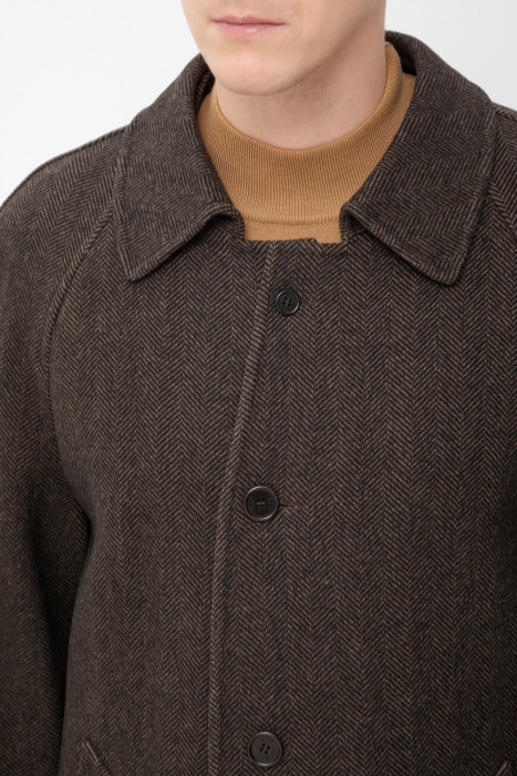 пальто  из америки вид сбоку