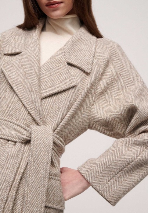 пальто  из проверенных материалов спереди