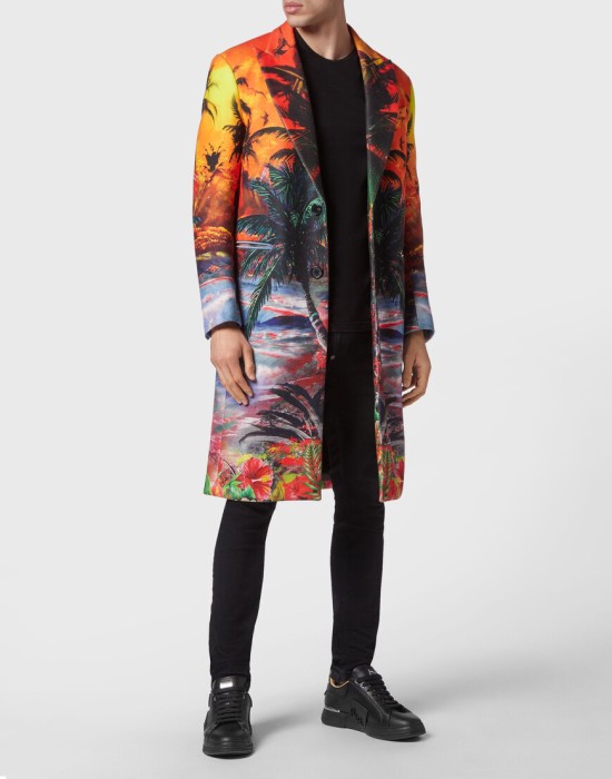 пальто  по цене 73257 руб вид справа