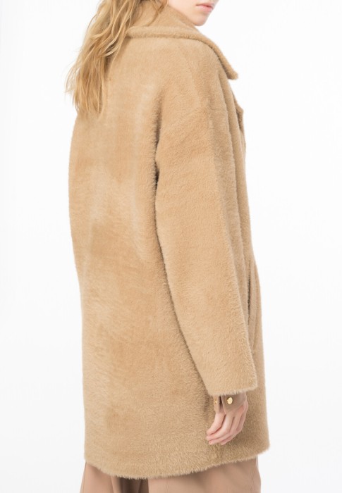 пальто  из проверенных материалов спереди