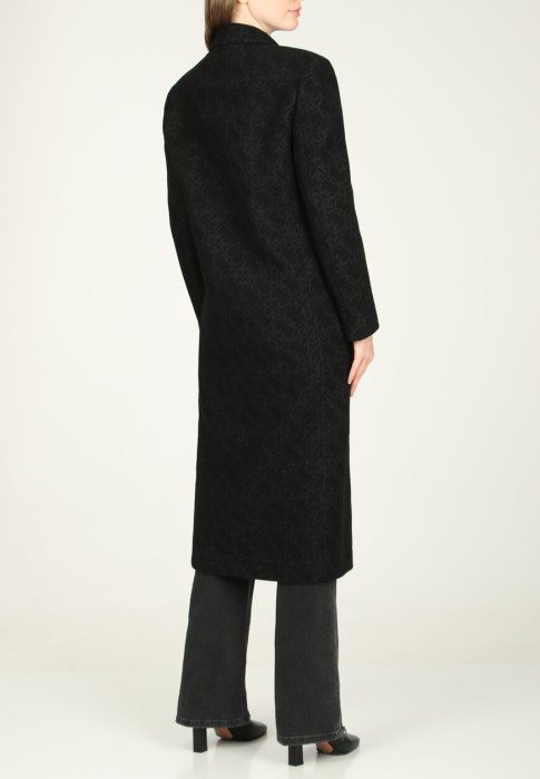 Товар черного цвета с внутренней стороны