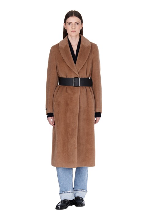 пальто  по цене 149900 руб вид справа