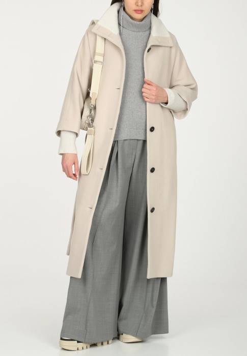 пальто  от бренда peserico вид слева