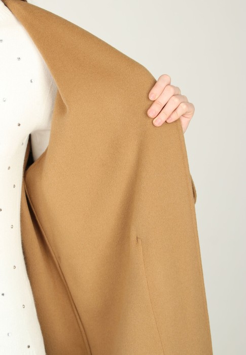 пальто  универсального стиля с лицевой стороны