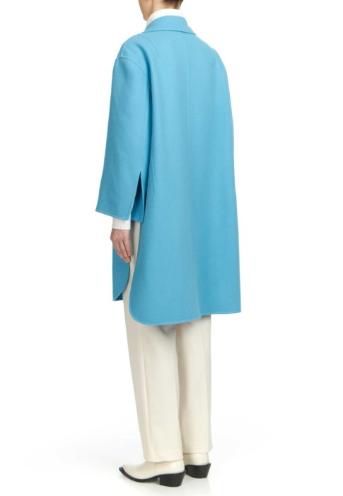 Товар голубого цвета с внутренней стороны