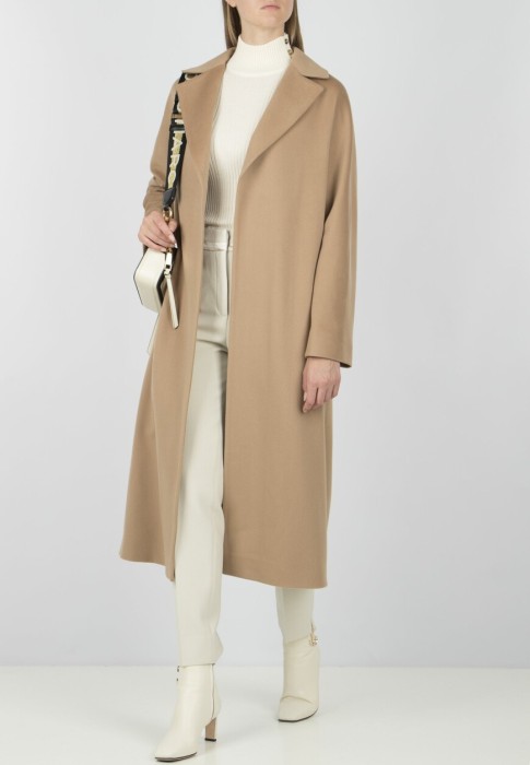 пальто  по цене 119900 руб вид справа