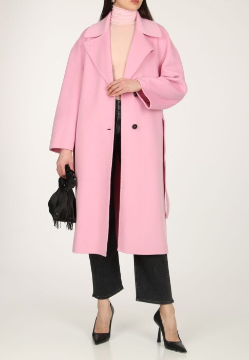 Товар розового цвета с внутренней стороны