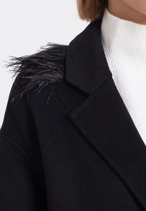 пальто  из италии вид сбоку