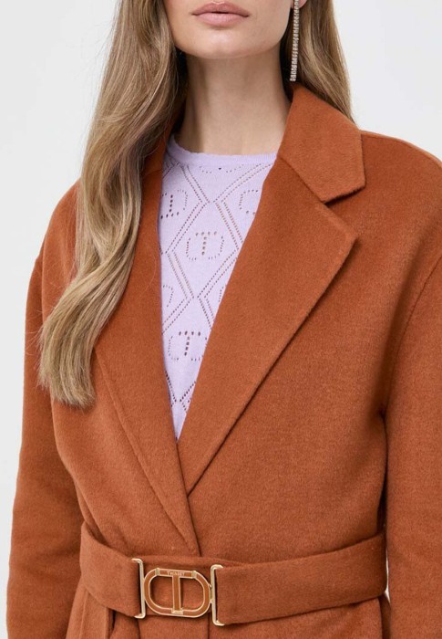 пальто  из италии вид сбоку