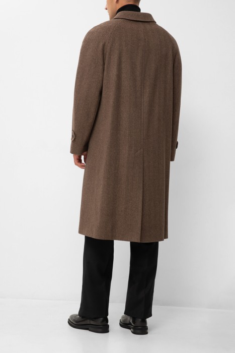 пальто  по цене 43200 руб вид справа