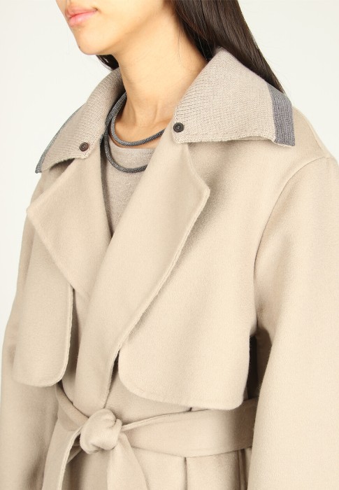 пальто  из проверенных материалов спереди