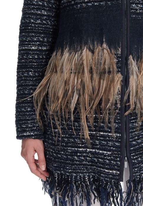 пальто  из проверенных материалов спереди