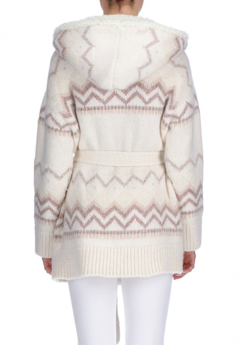 пальто  по цене 117530 руб вид справа