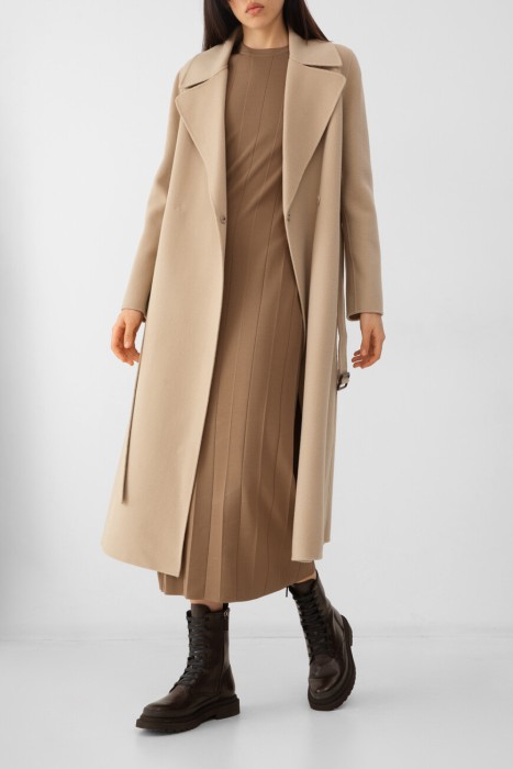 пальто  из шерсти спереди