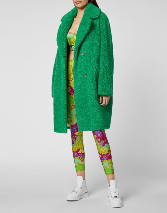 Товар зеленого цвета с внутренней стороны