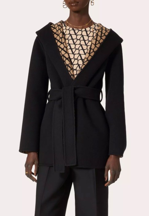 пальто  из проверенных материалов спереди