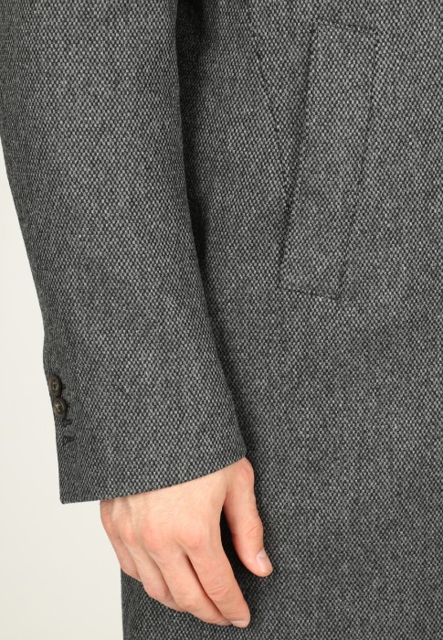 пальто  из проверенных материалов спереди