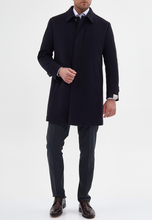 пальто  по цене 82140 руб вид справа