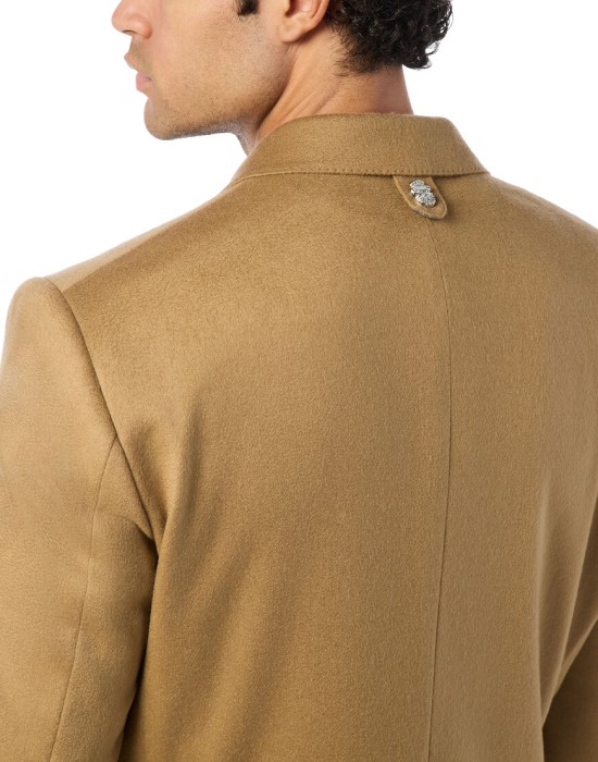 пальто  из проверенных материалов спереди