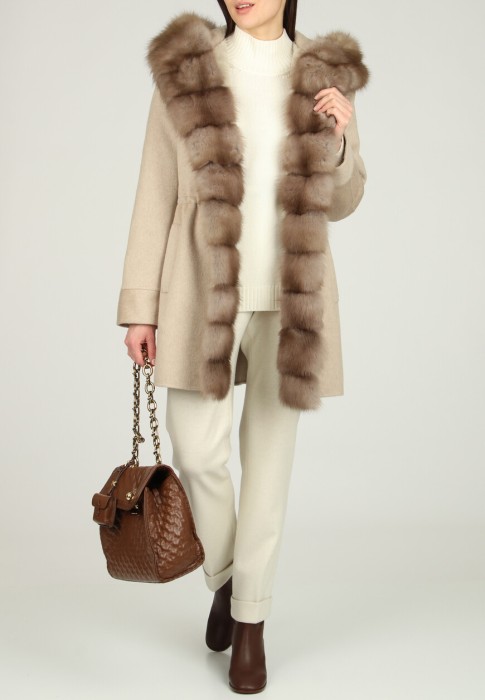 пальто  от бренда pajaro вид слева