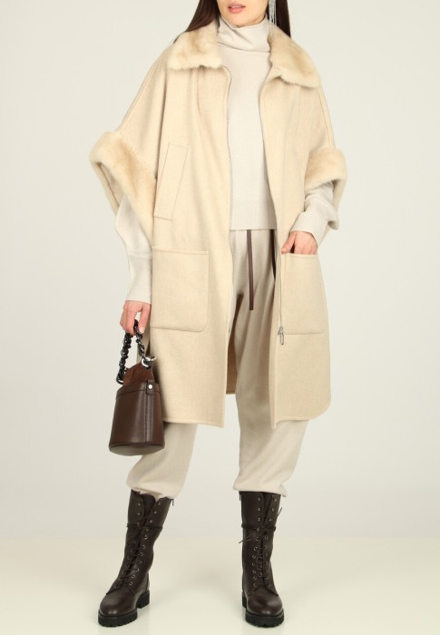 пальто  из проверенных материалов спереди