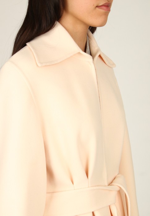 пальто  из проверенных материалов спереди