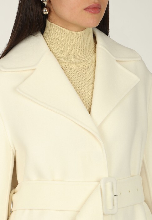 пальто  из проверенных материалов спереди