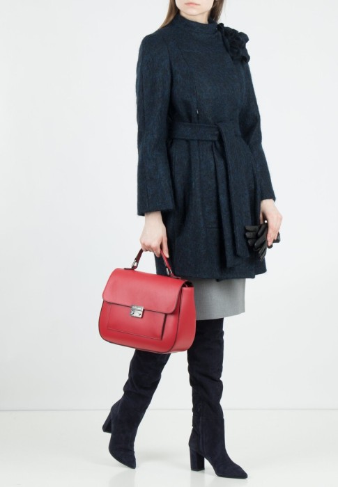 пальто  из италии вид сбоку