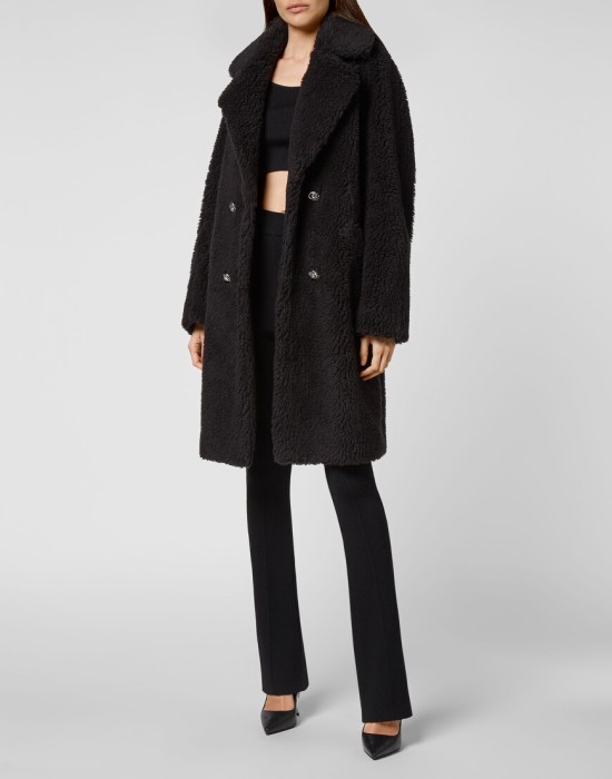 Товар черного цвета с внутренней стороны