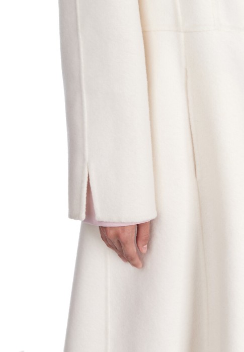 Продукция для женщин фото