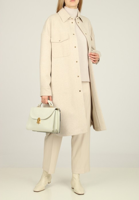 пальто  по цене 338765 руб вид справа