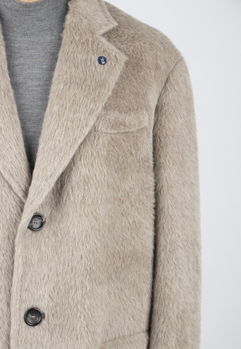 пальто  из проверенных материалов спереди