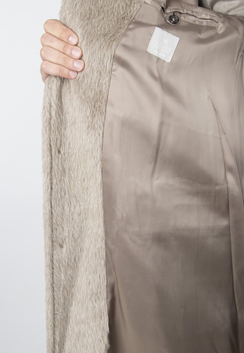 пальто  универсального стиля с лицевой стороны