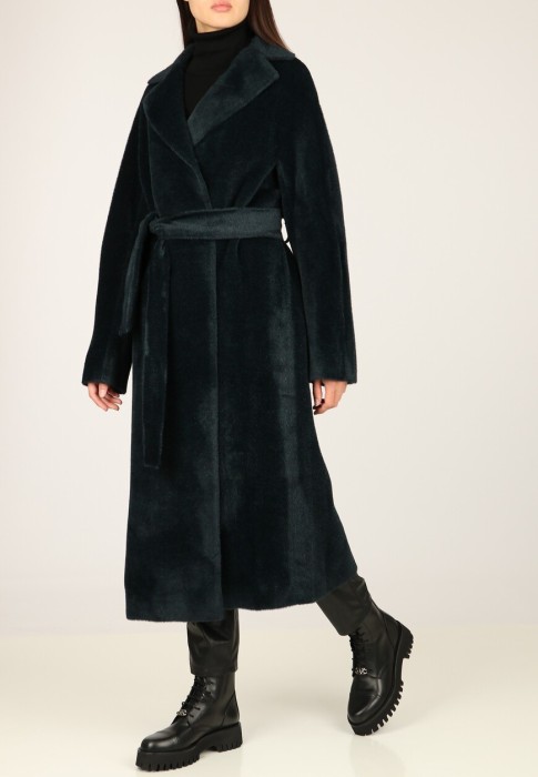 пальто  из италии вид сбоку