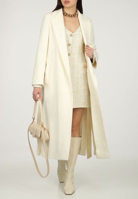 пальто  по цене 168245 руб вид справа