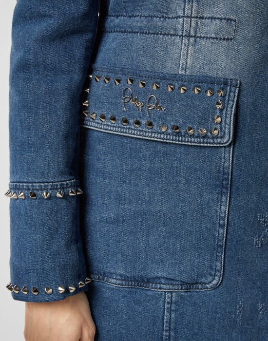 Товар синего цвета с внутренней стороны