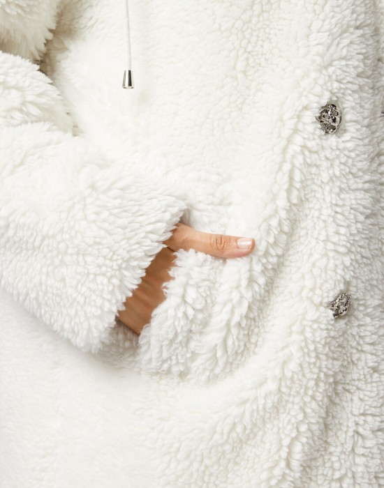 Продукция для женщин фото