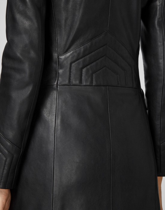 пальто  из проверенных материалов спереди