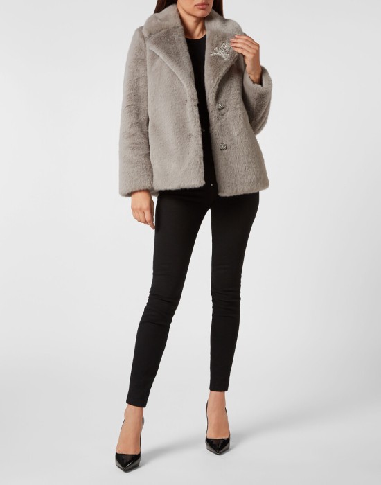 Товар серого цвета с внутренней стороны