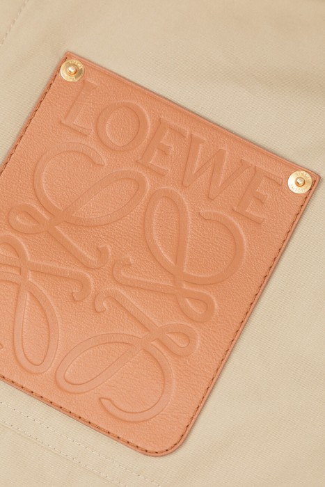 парка  вид сзади