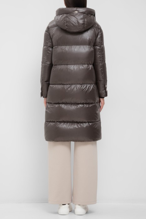 парка  от бренда herno вид слева