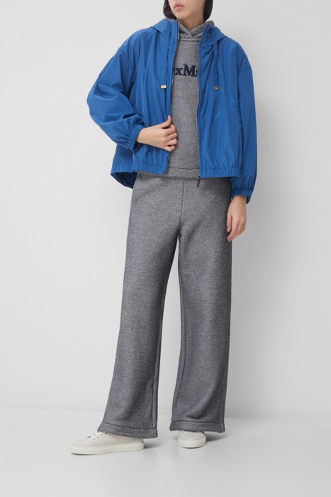 Продукция для женщин фото